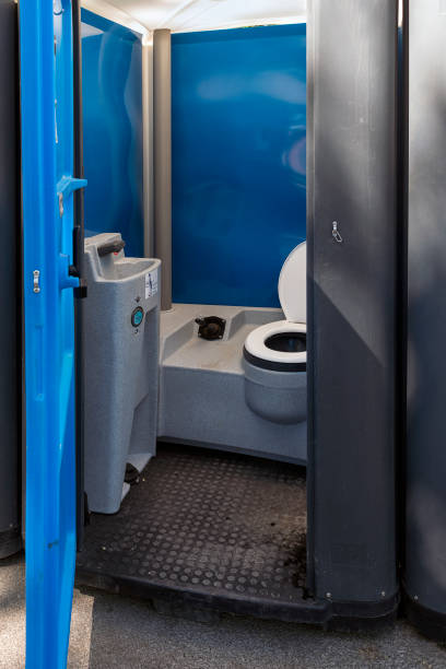 Portable Toilet Options We Offer in Rumson, NJ